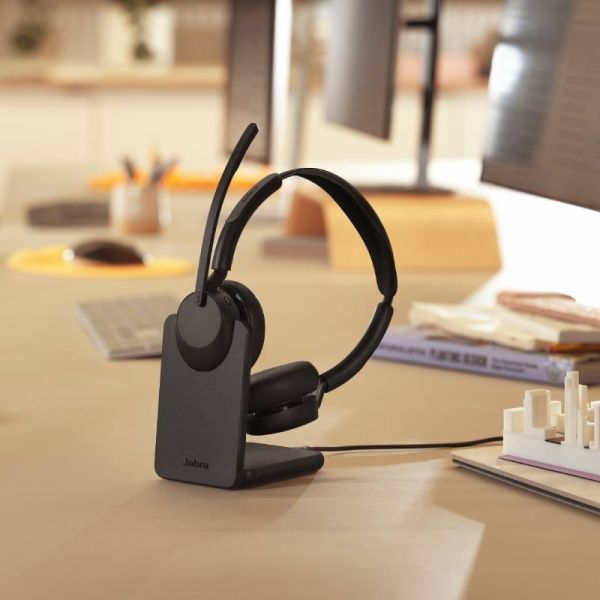 Jabra Evolve3 45 Duo USB-C UC + Stand