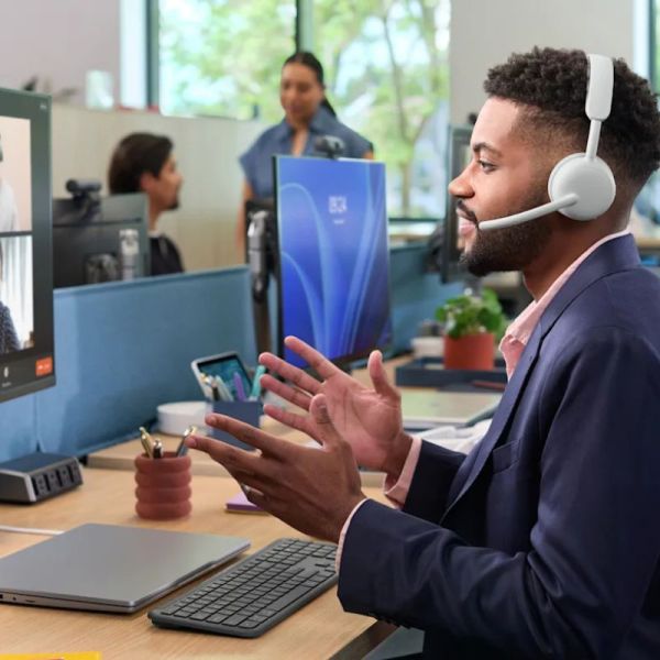 Logitech Zone Wireless 2 Weiss Teams mit Empfänger