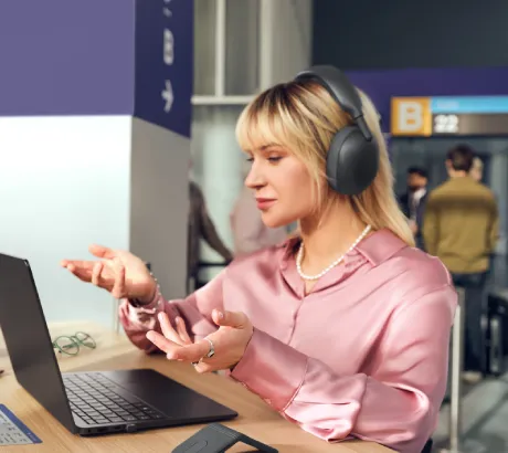 Logitech-Headset mit Mikrofon für geschäftliche Telefonate und Videokonferenzen