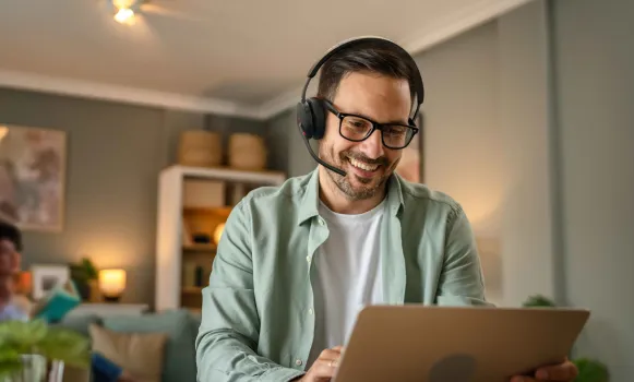 Yealink-Headset mit Mikrofon für geschäftliche Telefonate im Büro und Homeoffice