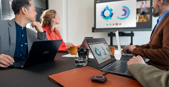 Drahtloses Präsentieren mit Barco ClickShare Drahtloses Präsentieren mit Barco ClickShare