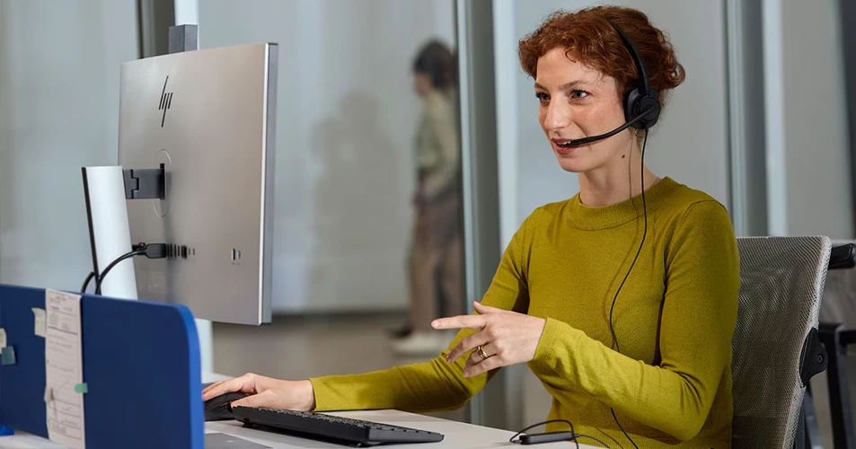 Poly: Geräteverwaltung und Kontrolle für IT-Teams Poly: Flottenmanagement und Kontrolle für IT-Teams